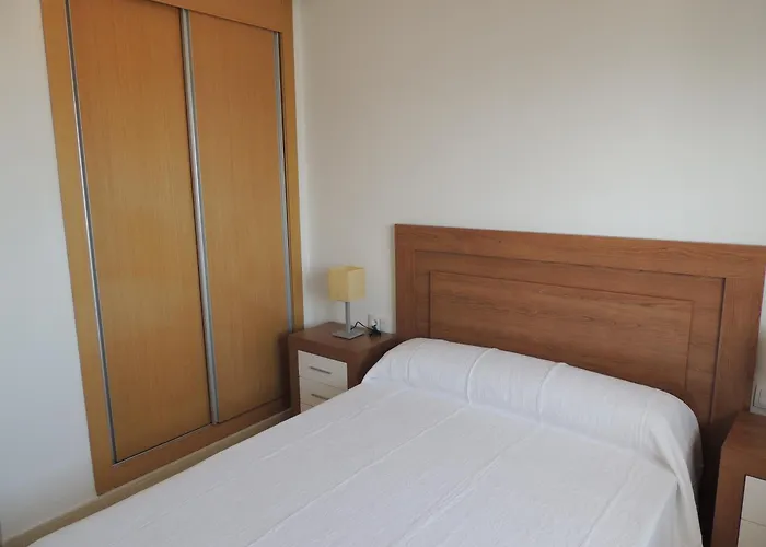 Apartamento Frente A Bahía De *