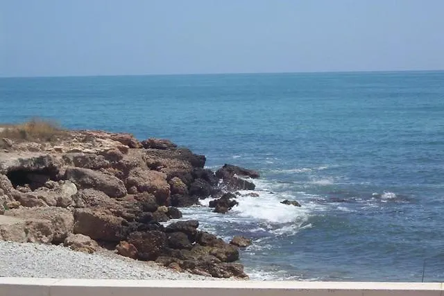 Frente A Bahía De